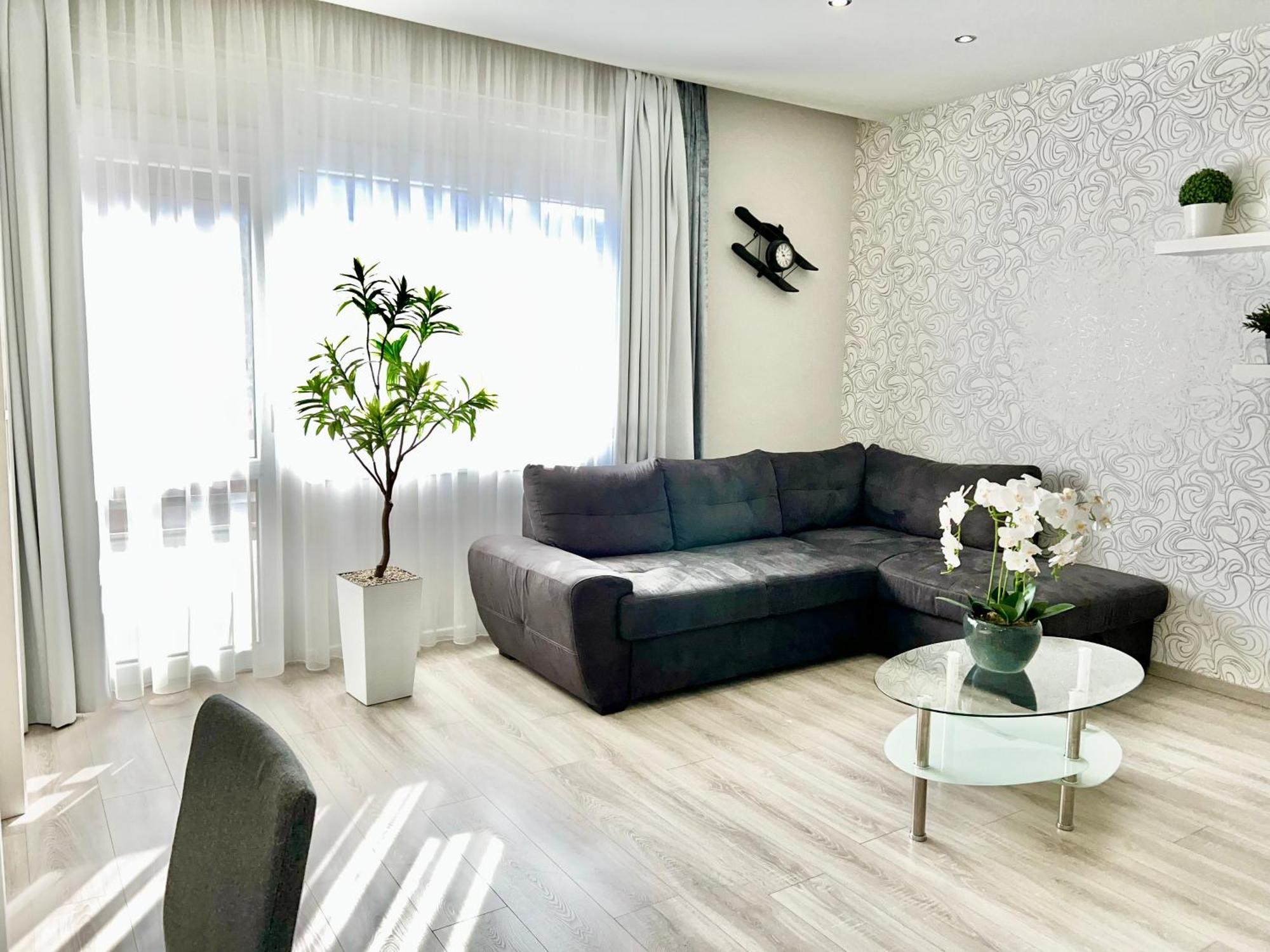 Downtown Dream Apartmans Szeged Esterno foto