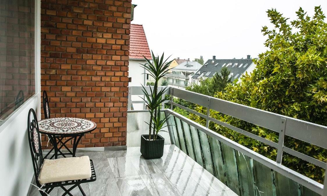 Downtown Dream Apartmans Szeged Esterno foto