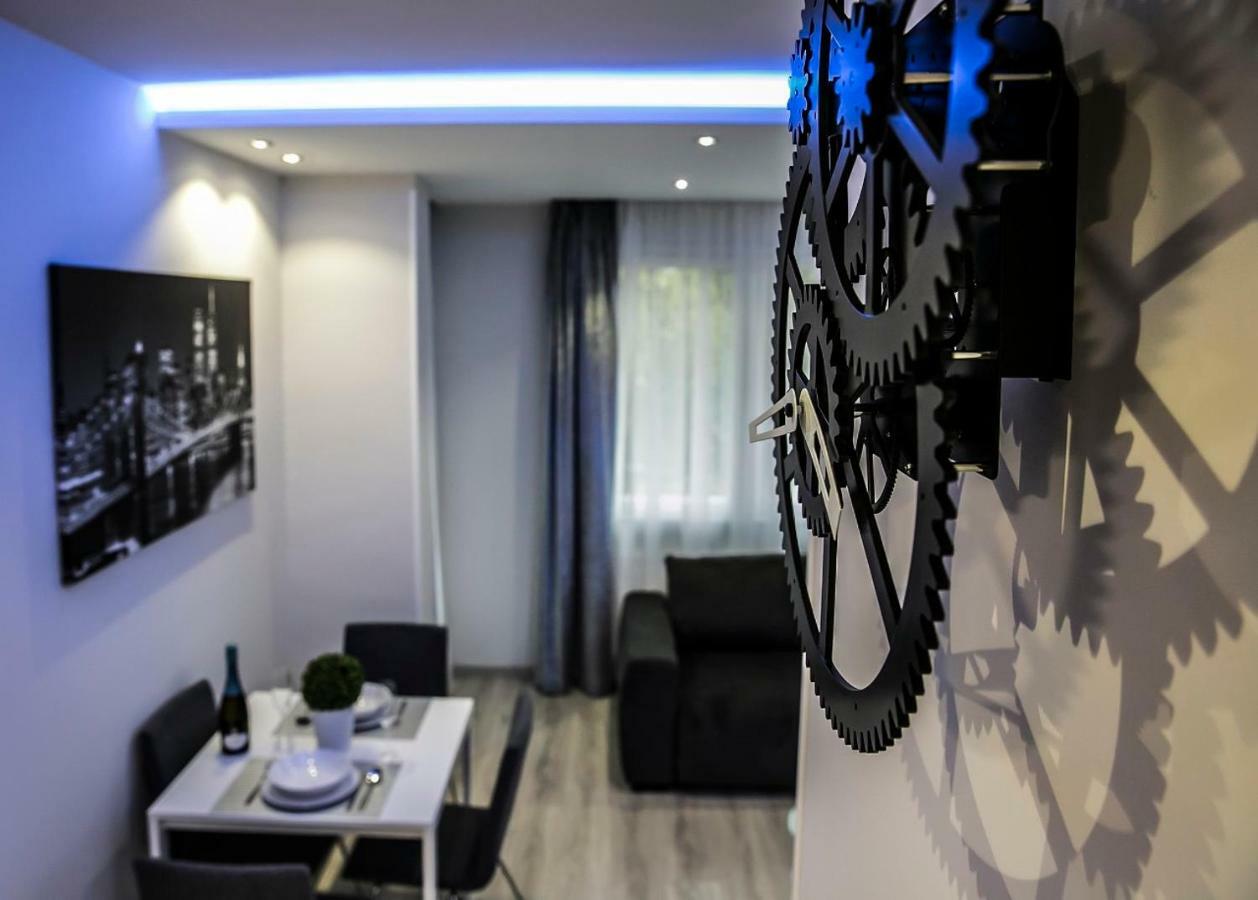 Downtown Dream Apartmans Szeged Esterno foto