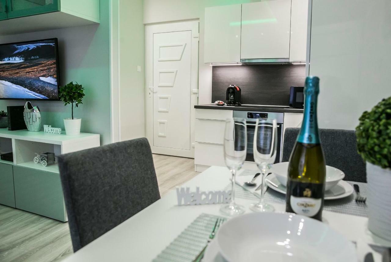 Downtown Dream Apartmans Szeged Esterno foto